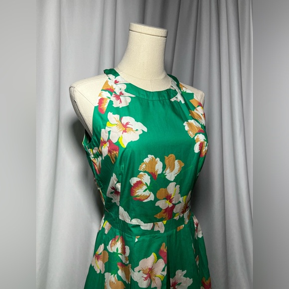 ModCloth Emily & Fin Floral dress | S NWT - Picture 9 of 11